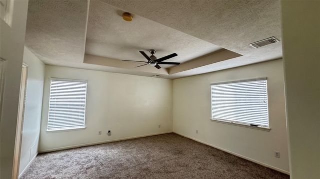 5018 Woodland Meadows Lane, Humble, TX 77346