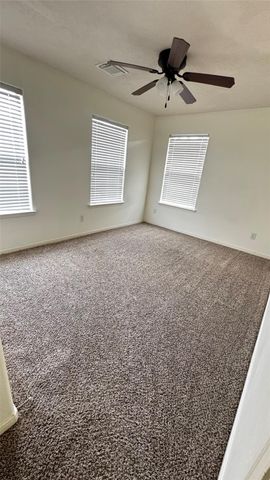 5018 Woodland Meadows Lane, Humble, TX 77346