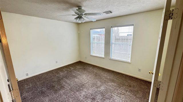 5018 Woodland Meadows Lane, Humble, TX 77346