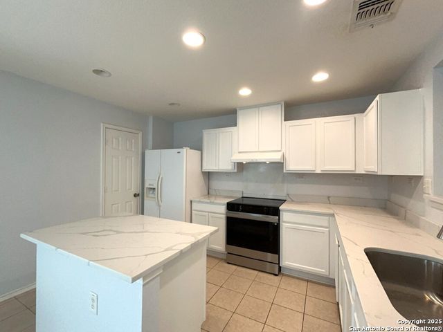 4418 Semora Oak, San Antonio, TX 78259