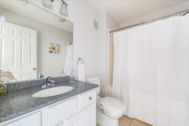 319 Hampton Way 319, Abington, MA 02351