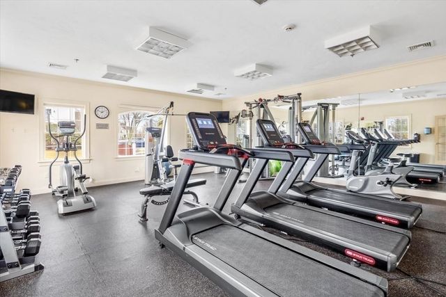 319 Hampton Way 319, Abington, MA 02351