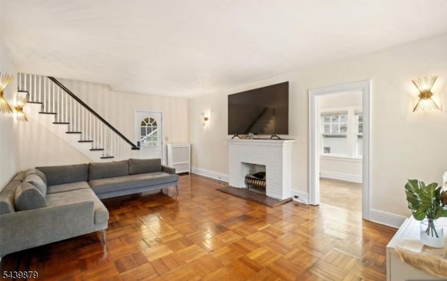 401 Conrad Rd, Englewood City, NJ 07631