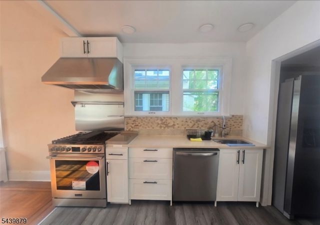 401 Conrad Rd, Englewood City, NJ 07631