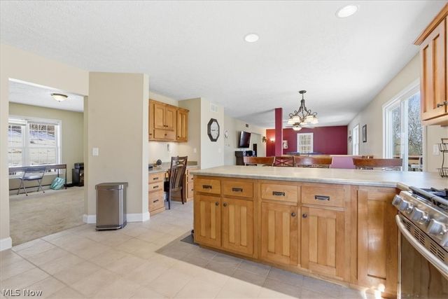 1818 New England Ridge Road, Washington, WV 26181