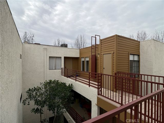 400 N Louise 303, Glendale, CA 91206