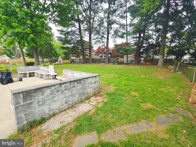 4005 BLACKPOOL RD, Rockville, MD 20853