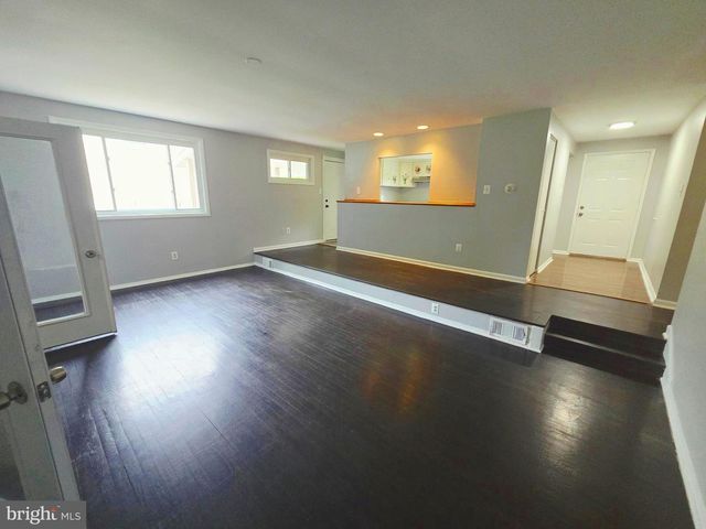 4005 BLACKPOOL RD, Rockville, MD 20853