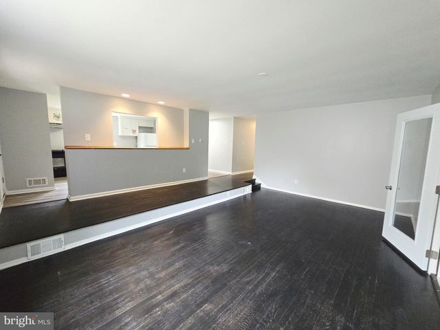 4005 BLACKPOOL RD, Rockville, MD 20853