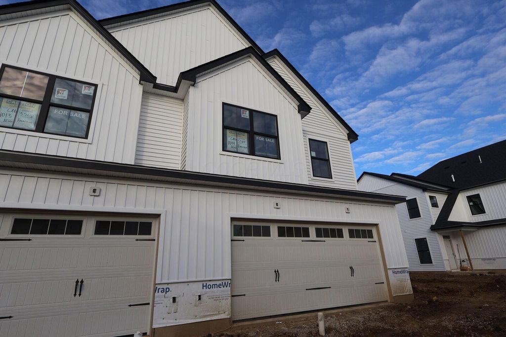 5504 Fawnsbury Court, Powell, OH 43065