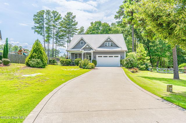 125 Bree Court, Aberdeen, NC 28315