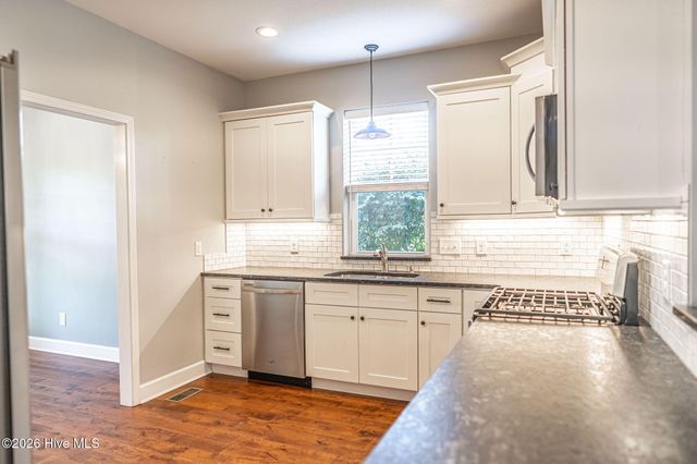 125 Bree Court, Aberdeen, NC 28315