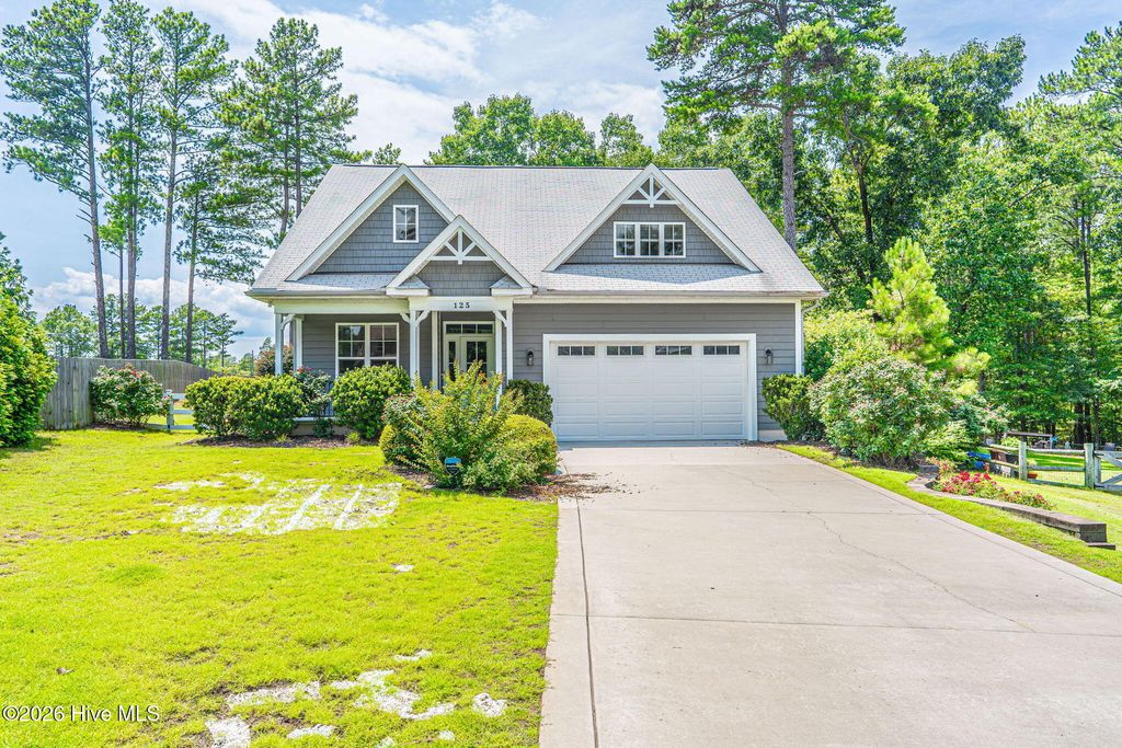 125 Bree Court, Aberdeen, NC 28315