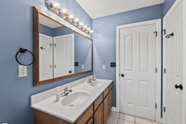 420 Hunters Run Drive, Richmond, KY 40475