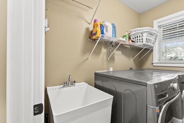 420 Hunters Run Drive, Richmond, KY 40475