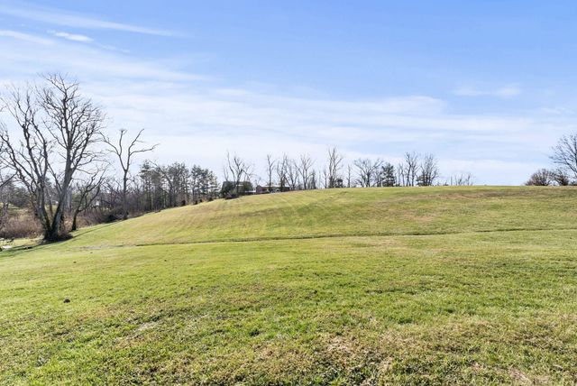 420 Hunters Run Drive, Richmond, KY 40475