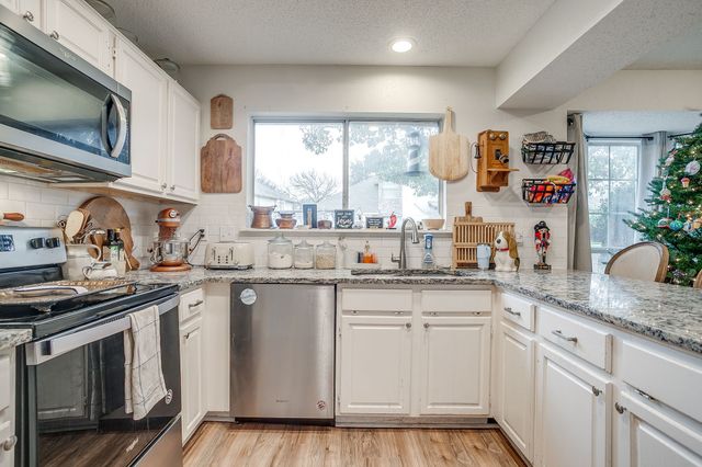 5221 Grand Mesa Drive, Fort Worth, TX 76137