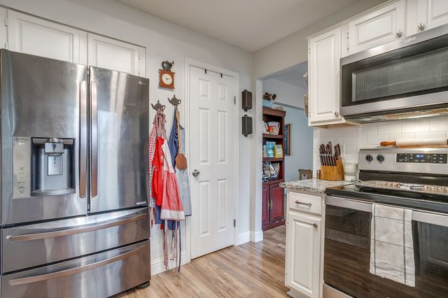 5221 Grand Mesa Drive, Fort Worth, TX 76137