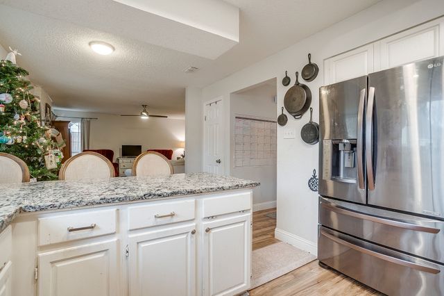 5221 Grand Mesa Drive, Fort Worth, TX 76137