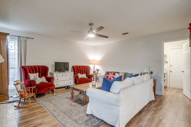 5221 Grand Mesa Drive, Fort Worth, TX 76137