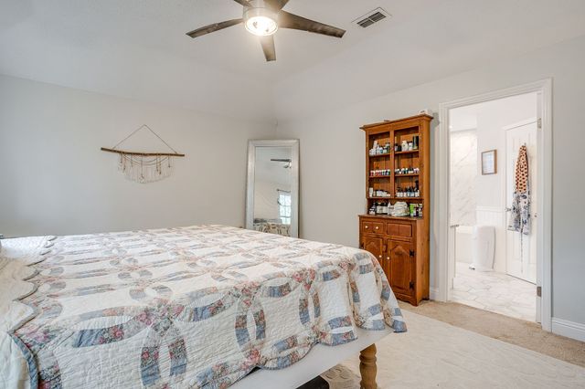 5221 Grand Mesa Drive, Fort Worth, TX 76137