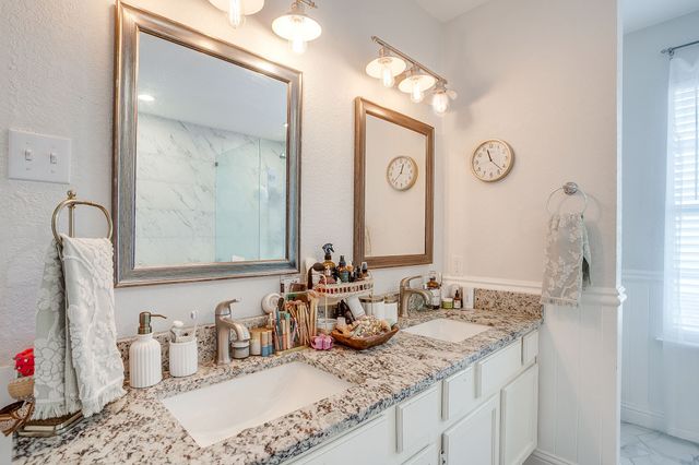 5221 Grand Mesa Drive, Fort Worth, TX 76137