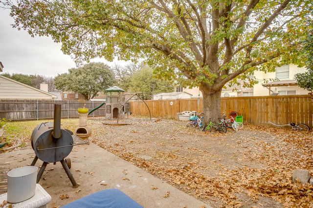 5221 Grand Mesa Drive, Fort Worth, TX 76137