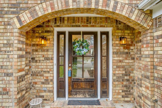 5221 Grand Mesa Drive, Fort Worth, TX 76137