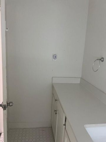 5603 Petty A, Houston, TX 77007