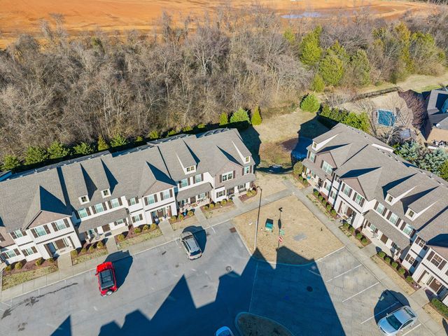 5302 Tony Lama Ln, Murfreesboro, TN 37128