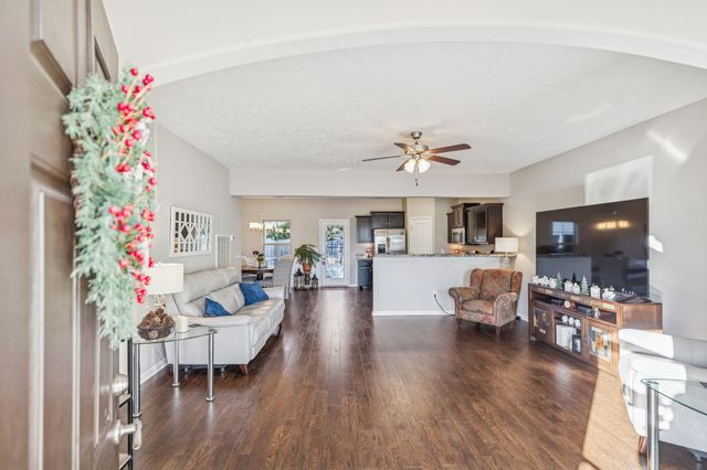 5302 Tony Lama Ln, Murfreesboro, TN 37128