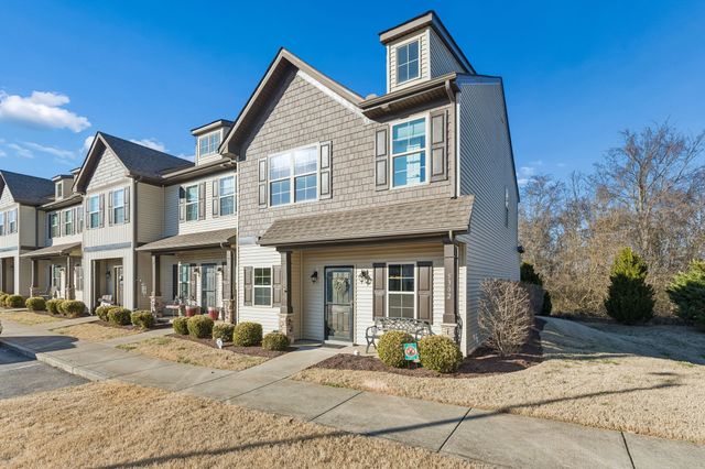 5302 Tony Lama Ln, Murfreesboro, TN 37128