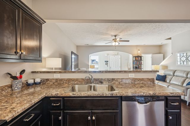 5302 Tony Lama Ln, Murfreesboro, TN 37128