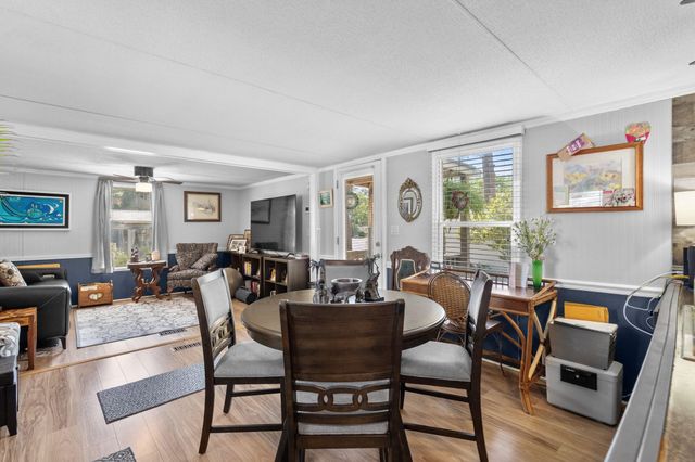 29 Seaway Ln., Murrells Inlet, SC 29576