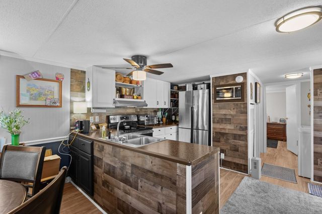 29 Seaway Ln., Murrells Inlet, SC 29576