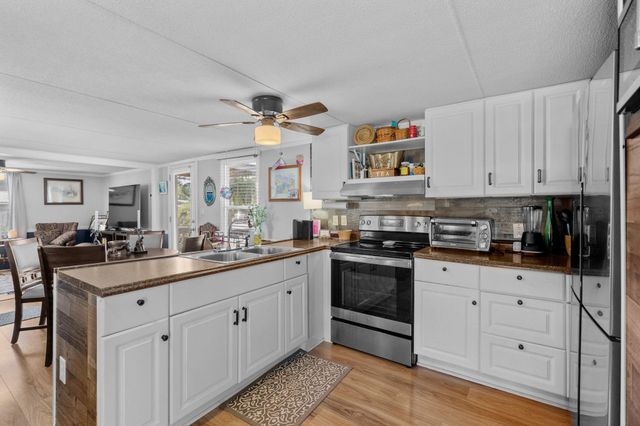 29 Seaway Ln., Murrells Inlet, SC 29576