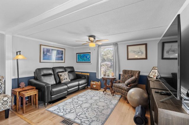 29 Seaway Ln., Murrells Inlet, SC 29576
