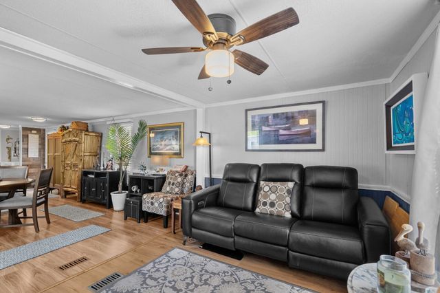 29 Seaway Ln., Murrells Inlet, SC 29576