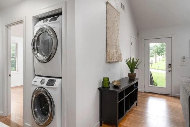 1944 Delphine Drive, Decatur, GA 30032