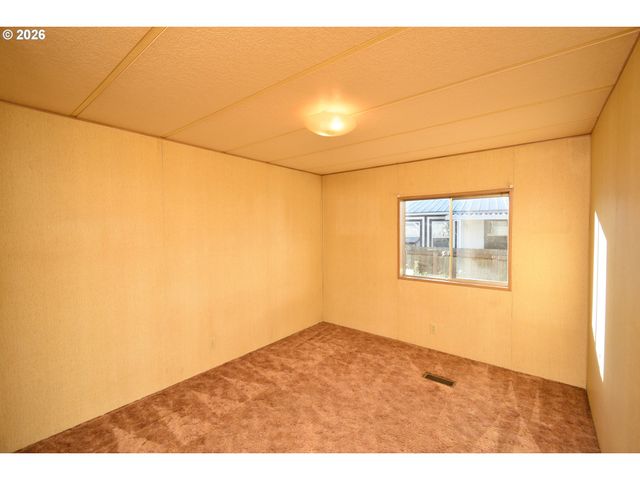 16368 Se 135TH Ave 10, Clackamas, OR 97015