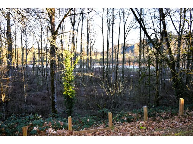 16368 Se 135TH Ave 10, Clackamas, OR 97015