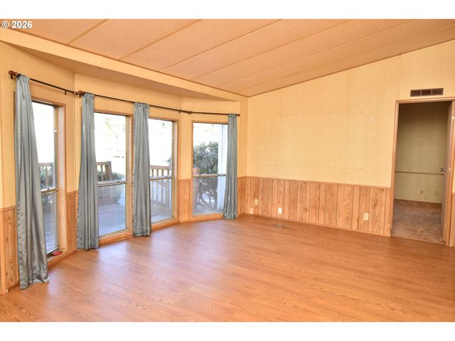 16368 Se 135TH Ave 10, Clackamas, OR 97015