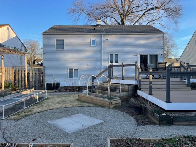 189 Mcfarlane Rd, Woodbridge Twp., NJ 07067