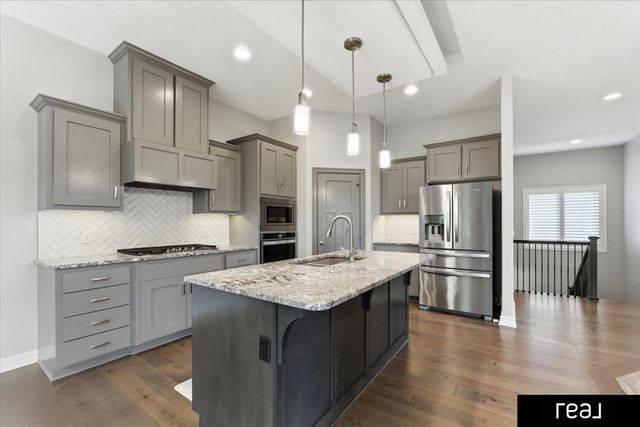 2414 N 188 Street, Omaha, NE 68022