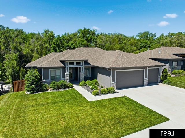 2414 N 188 Street, Omaha, NE 68022