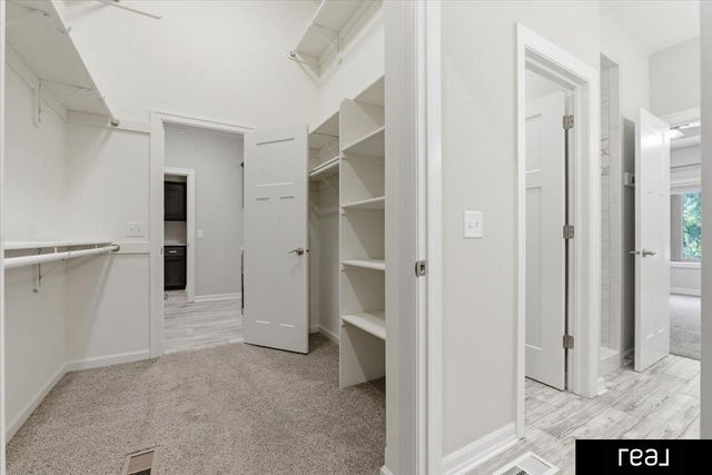2414 N 188 Street, Omaha, NE 68022