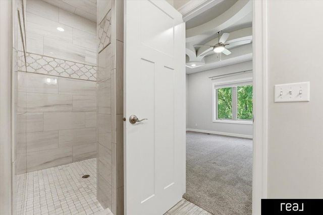 2414 N 188 Street, Omaha, NE 68022