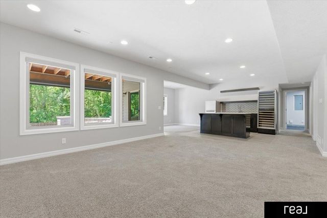 2414 N 188 Street, Omaha, NE 68022