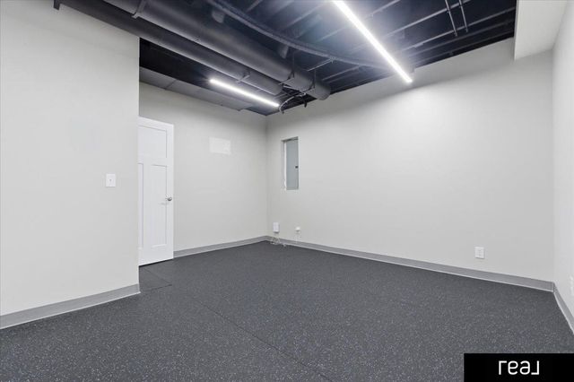 2414 N 188 Street, Omaha, NE 68022