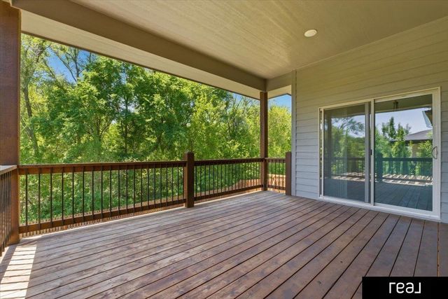 2414 N 188 Street, Omaha, NE 68022